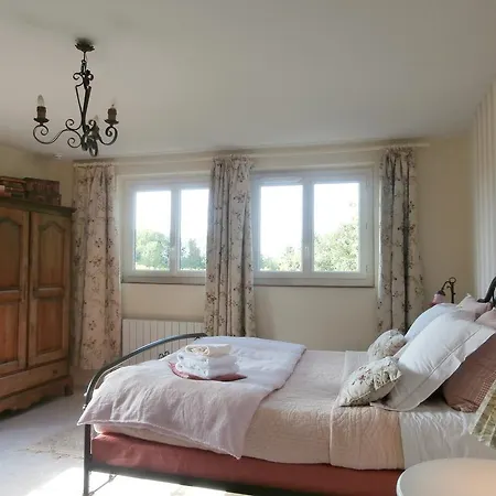 Aux Pommiers De Livaye